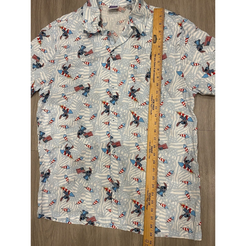 Lilo Stitch Disney USA Fireworks 4th July Button Shirt Large Hawaiian *Flaws* - Picture 4 of 8